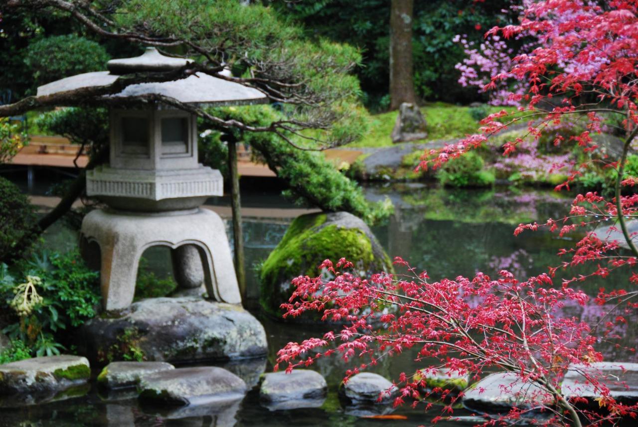 Yoshiike Ryokan Hakone Exterior photo